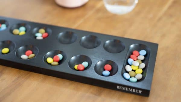 Steinchenspiel Mancala von Remember – Bild 3